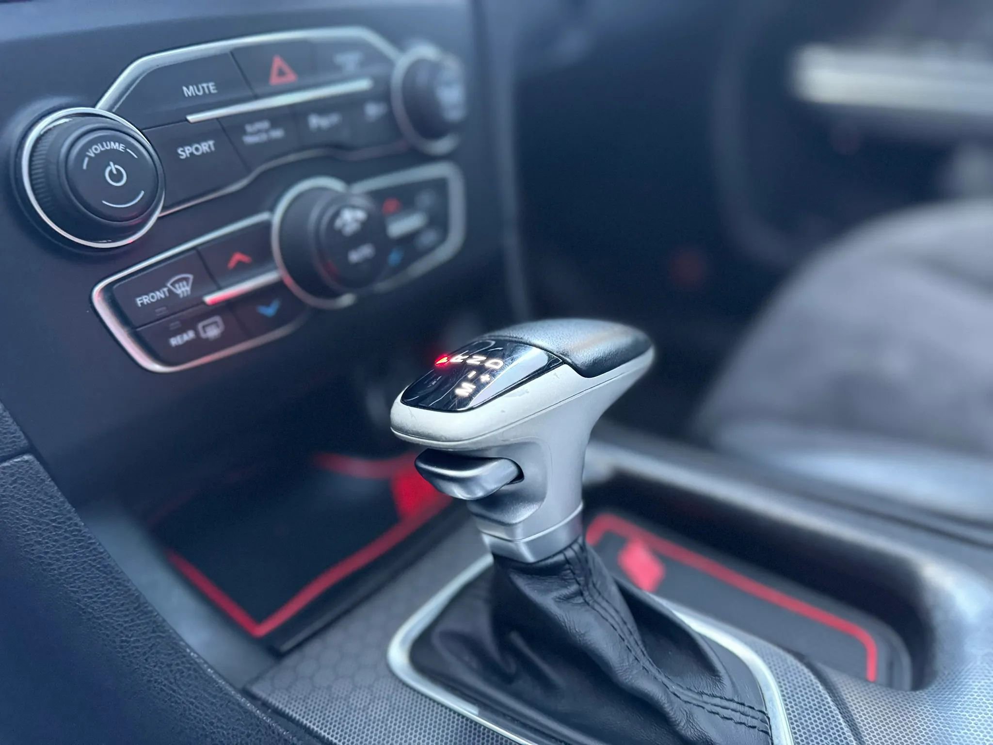 Used 2017 Dodge Charger R/T Scat Pack w/ Dynamics Package image 26