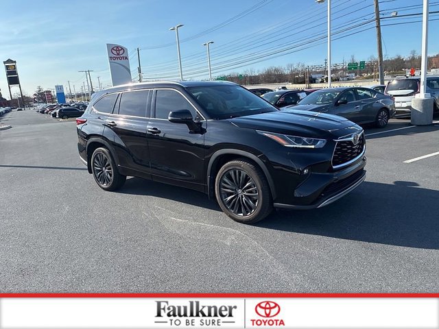 Certified 2021 Toyota Highlander Platinum image 3