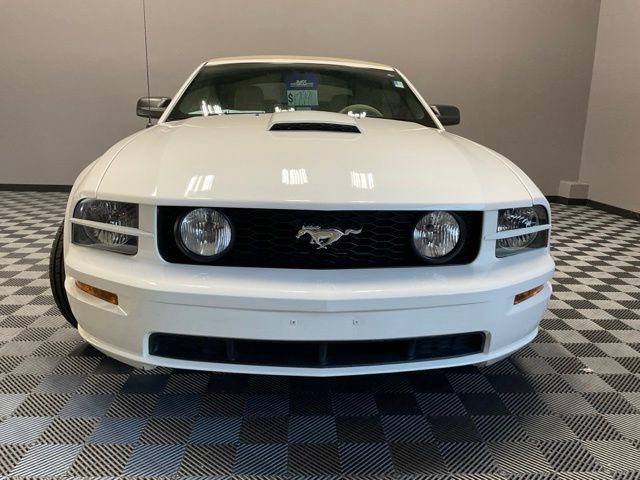 Used 2007 Ford Mustang GT RWD image 4