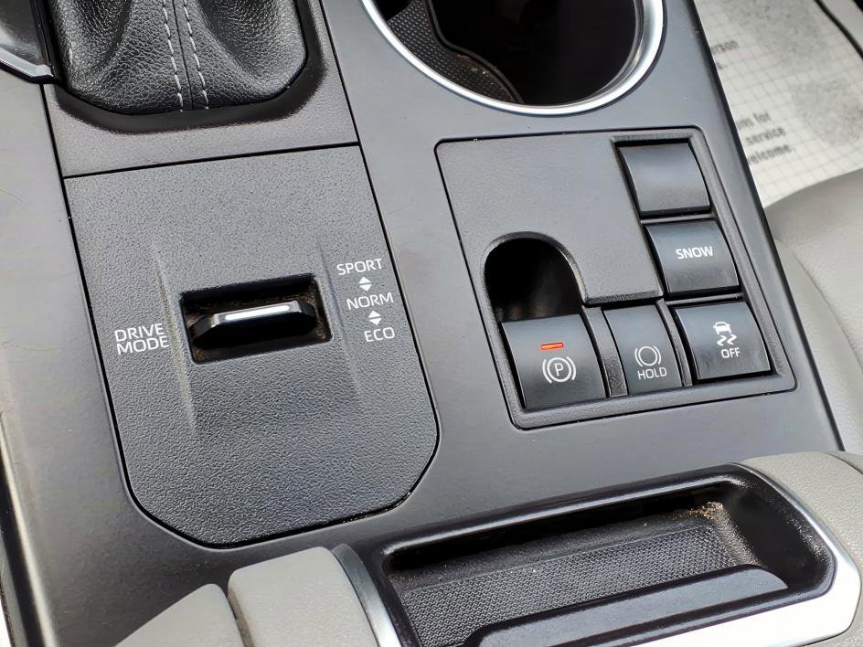 Certified 2023 Toyota Highlander XLE image 21