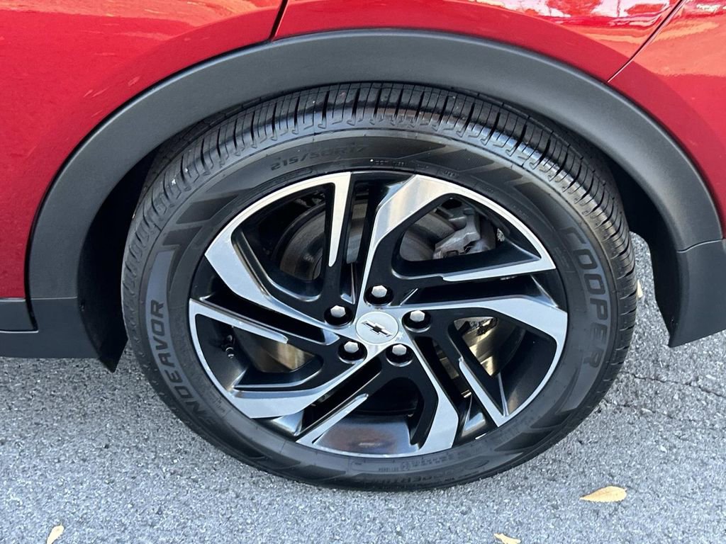 Used 2023 Chevrolet Bolt LT image 15