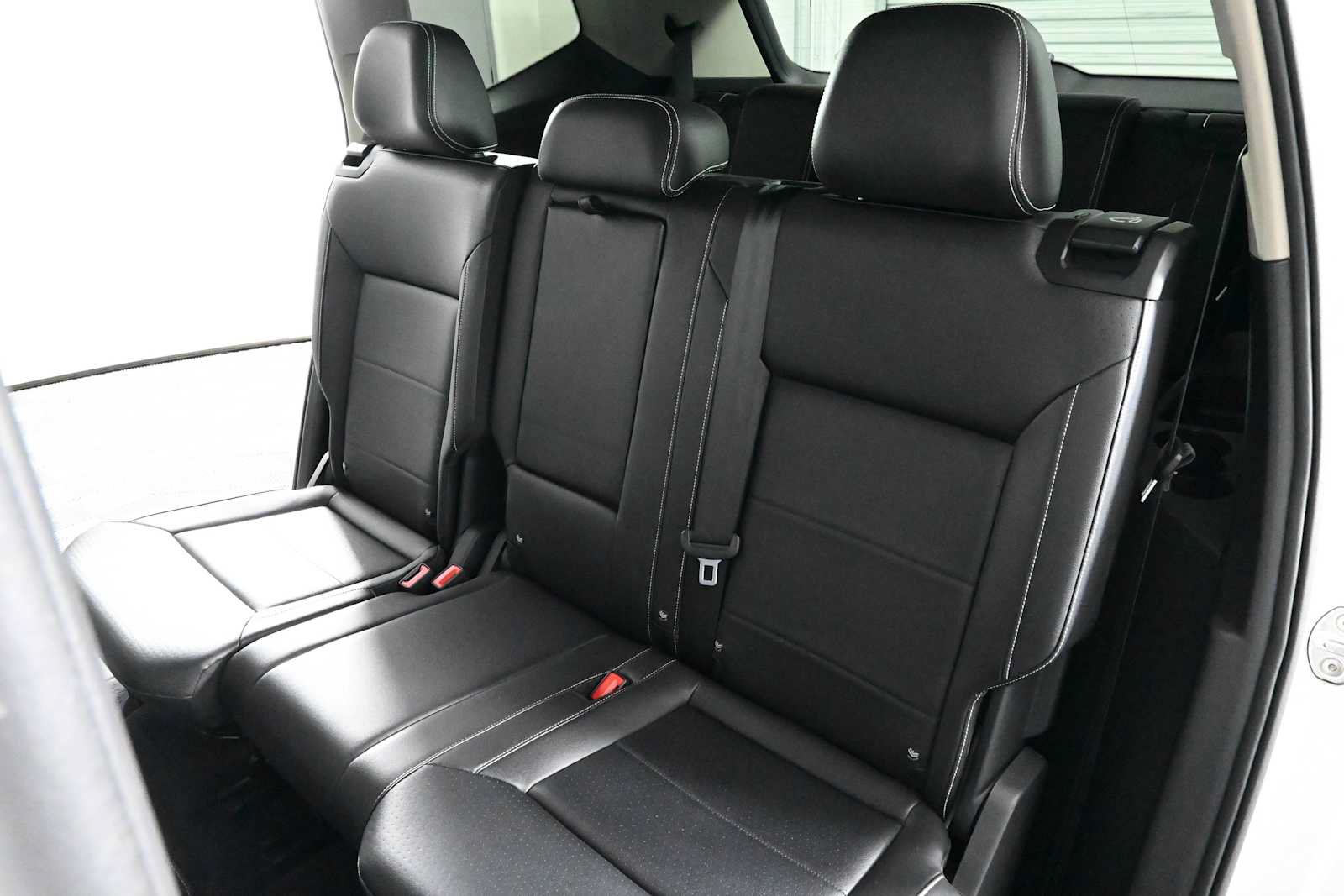 Used 2023 Volkswagen Atlas SE FWD image 13