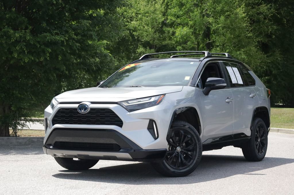 Used 2022 Toyota RAV4 XSE AWD/4WD image 1