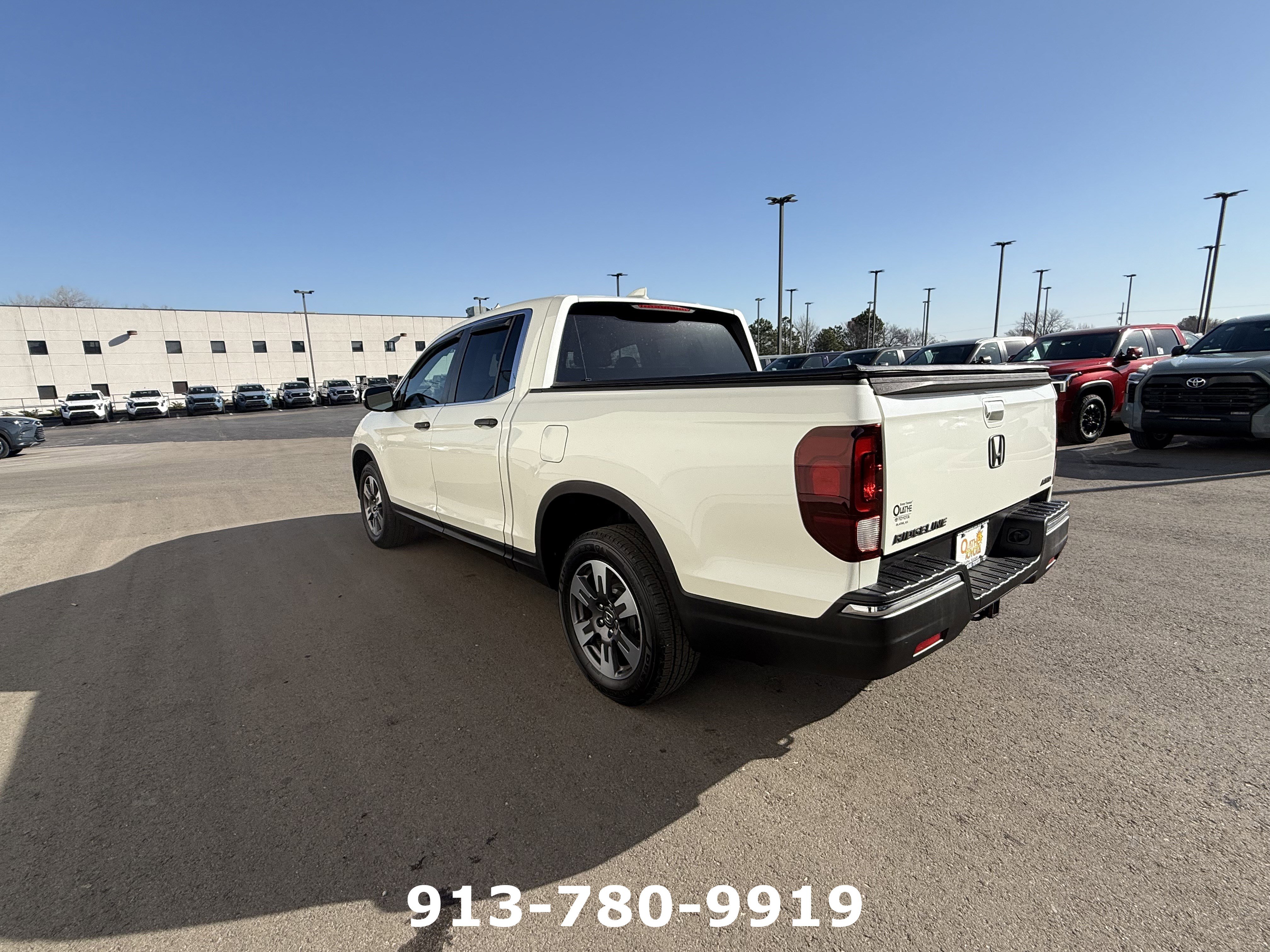 Used 2017 Honda Ridgeline RTL image 4