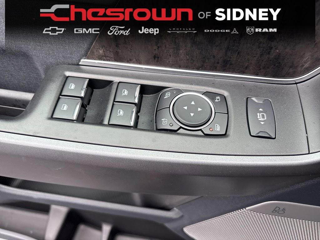 Used 2025 Ford F350 Lariat w/ Black Appearance Package AWD/4WD image 17