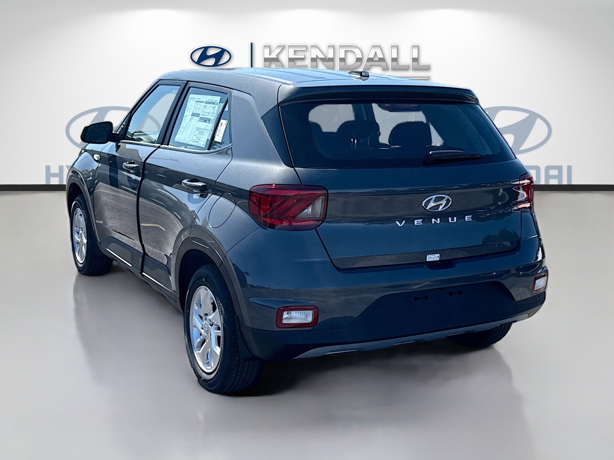 New 2026 Hyundai Venue SE image 4