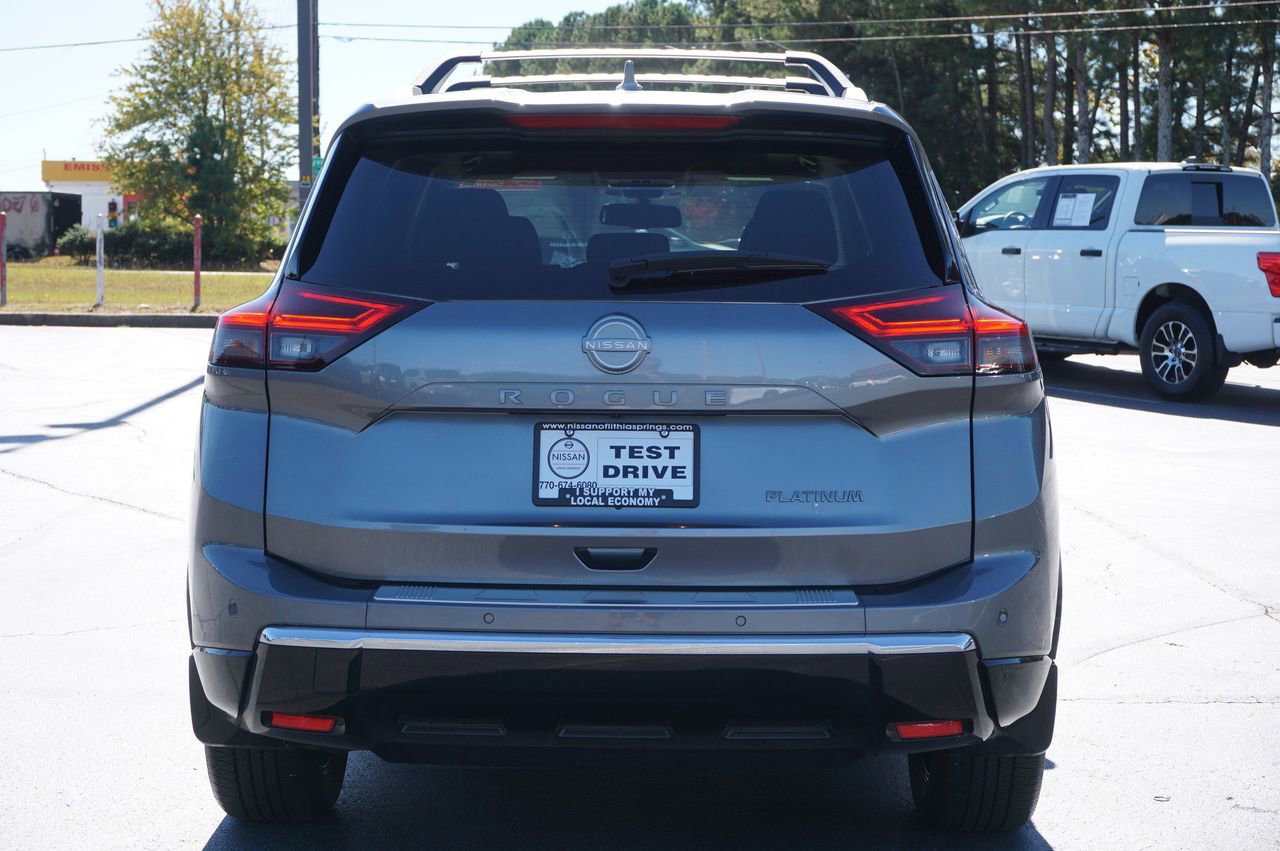 Certified 2025 Nissan Rogue Platinum w/ Platinum Premium Package image 4