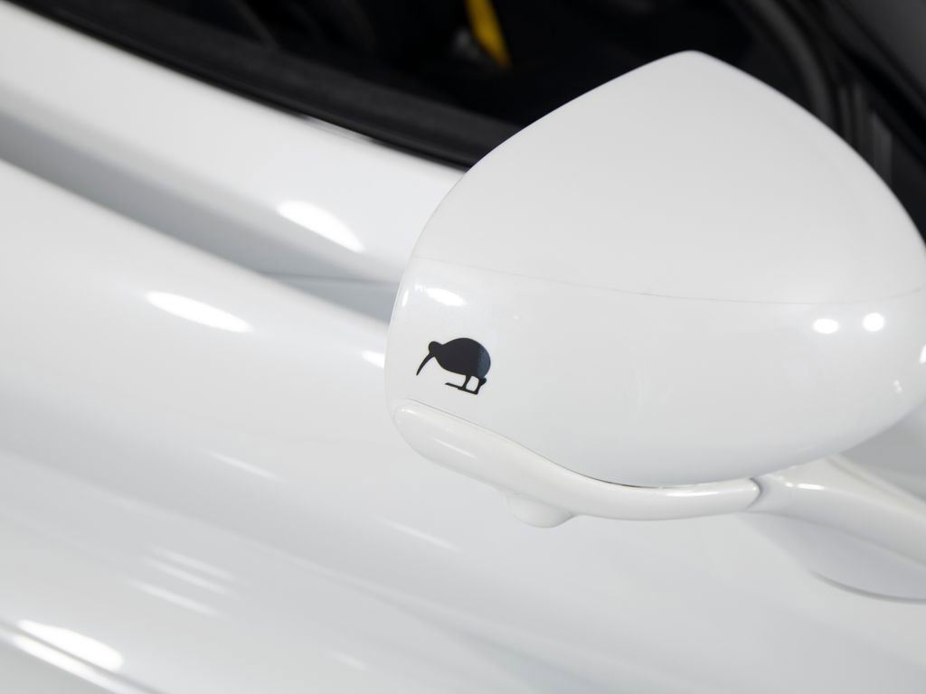 Used 2024 McLaren 750S Spider image 45