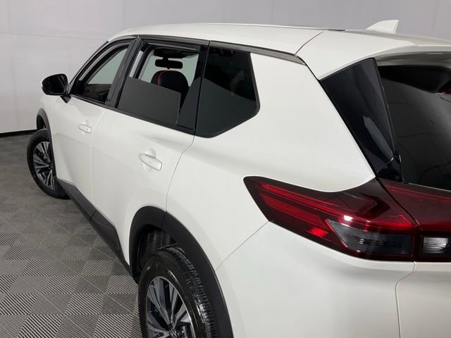 Used 2021 Nissan Rogue SV image 36