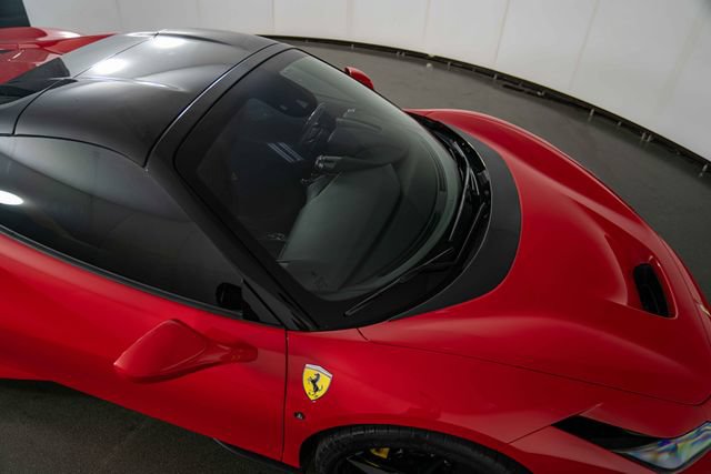 Used 2023 Ferrari F8 Tributo RWD image 26