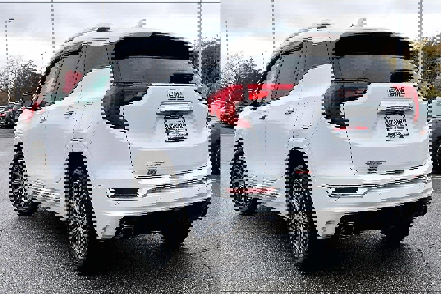 Used 2020 GMC Terrain Denali w/ LPO, Floor Liner Package image 10