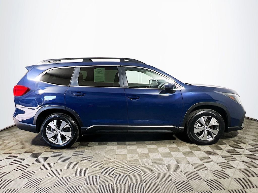 Used 2024 Subaru Ascent Premium w/ Convenience Package image 8