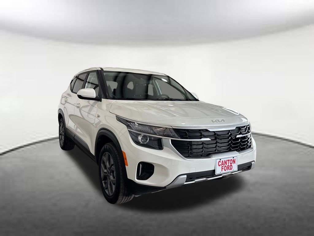 Used 2026 Kia Seltos LX AWD/4WD image 7