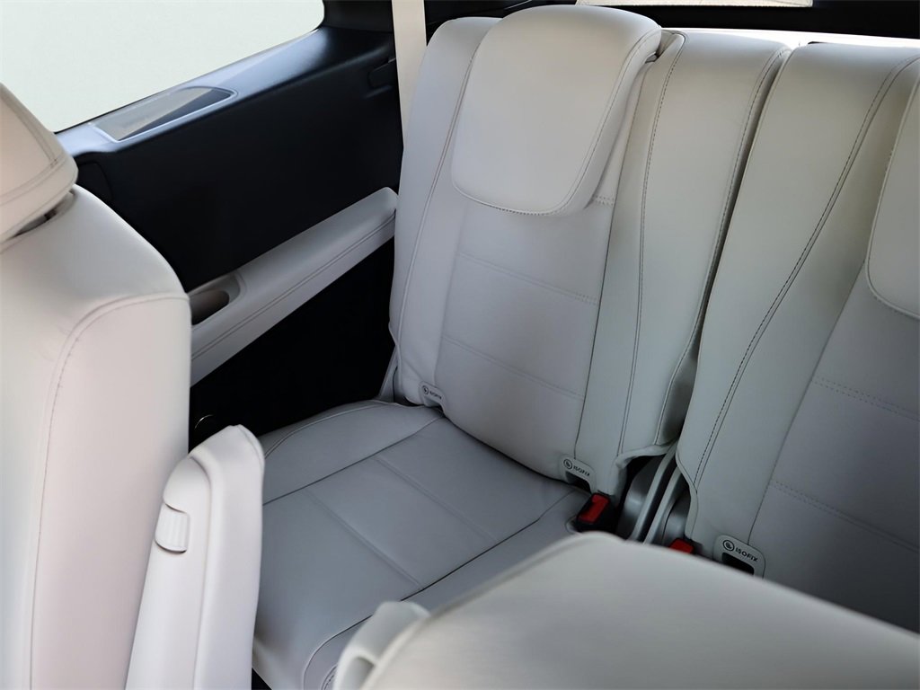 New 2026 Mercedes-Benz GLS 450 4MATIC image 26