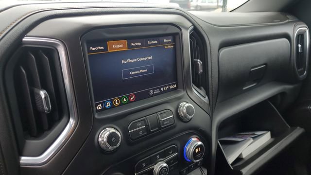 Used 2020 GMC Sierra 1500 AT4 w/ AT4 Premium Package image 16