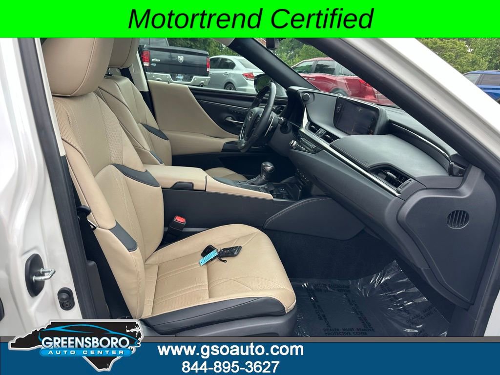 Used 2021 Lexus ES 350 Ultra Luxury w/ Accessory Package 2 FWD image 17