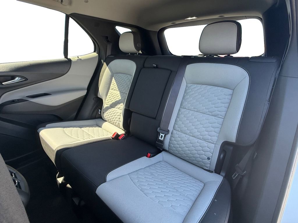 Used 2020 Chevrolet Equinox LT image 16