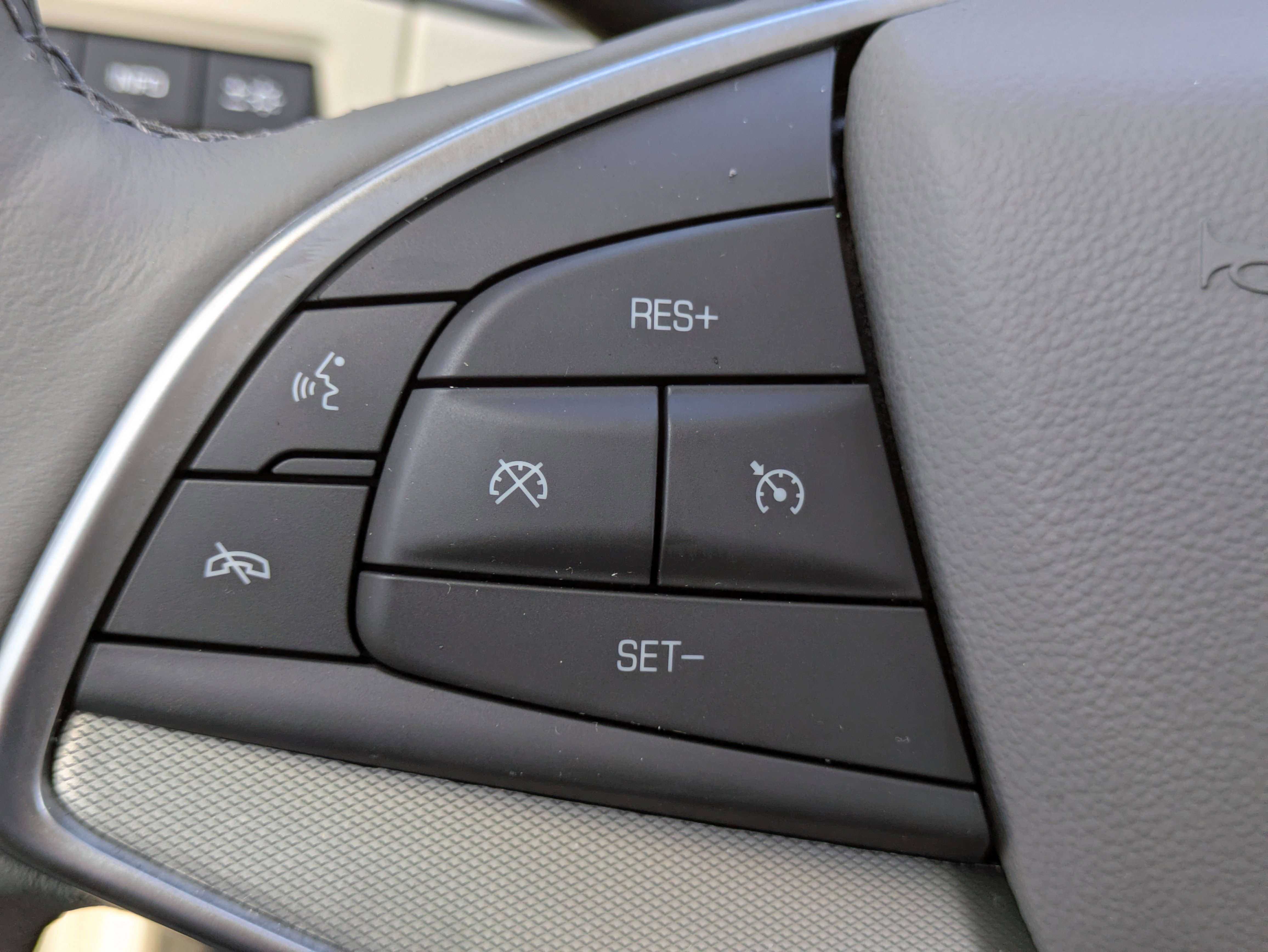 Certified 2022 Cadillac XT5 Premium Luxury w/ Technology Package image 18