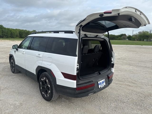Used 2025 Hyundai Santa Fe SEL image 3