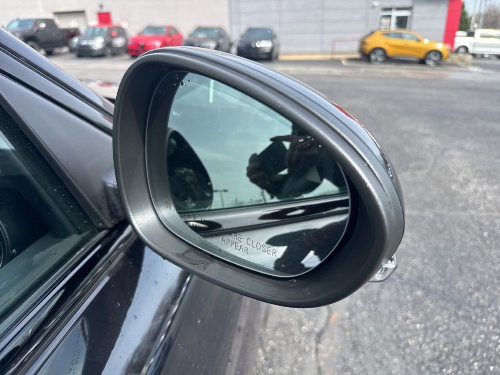 Used 2018 Alfa Romeo Giulia Quadrifoglio image 20