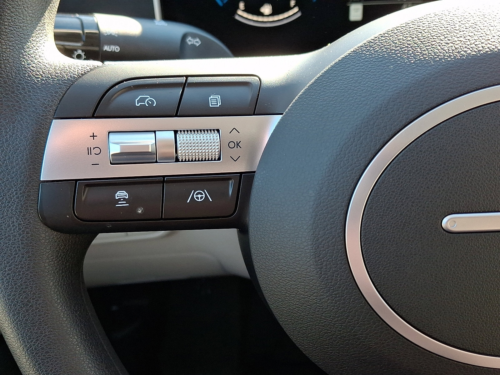 Certified 2025 Hyundai Tucson SE image 20