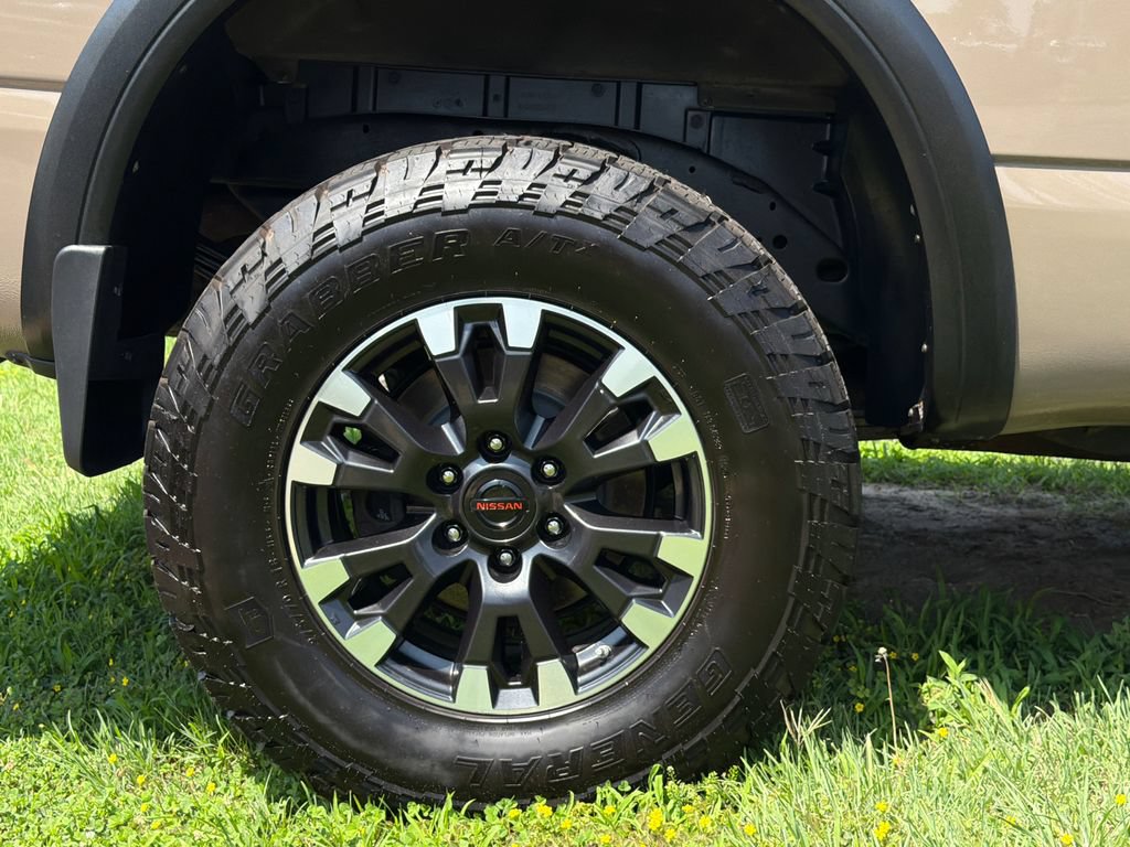 Used 2020 Nissan Titan PRO-4X AWD/4WD image 6