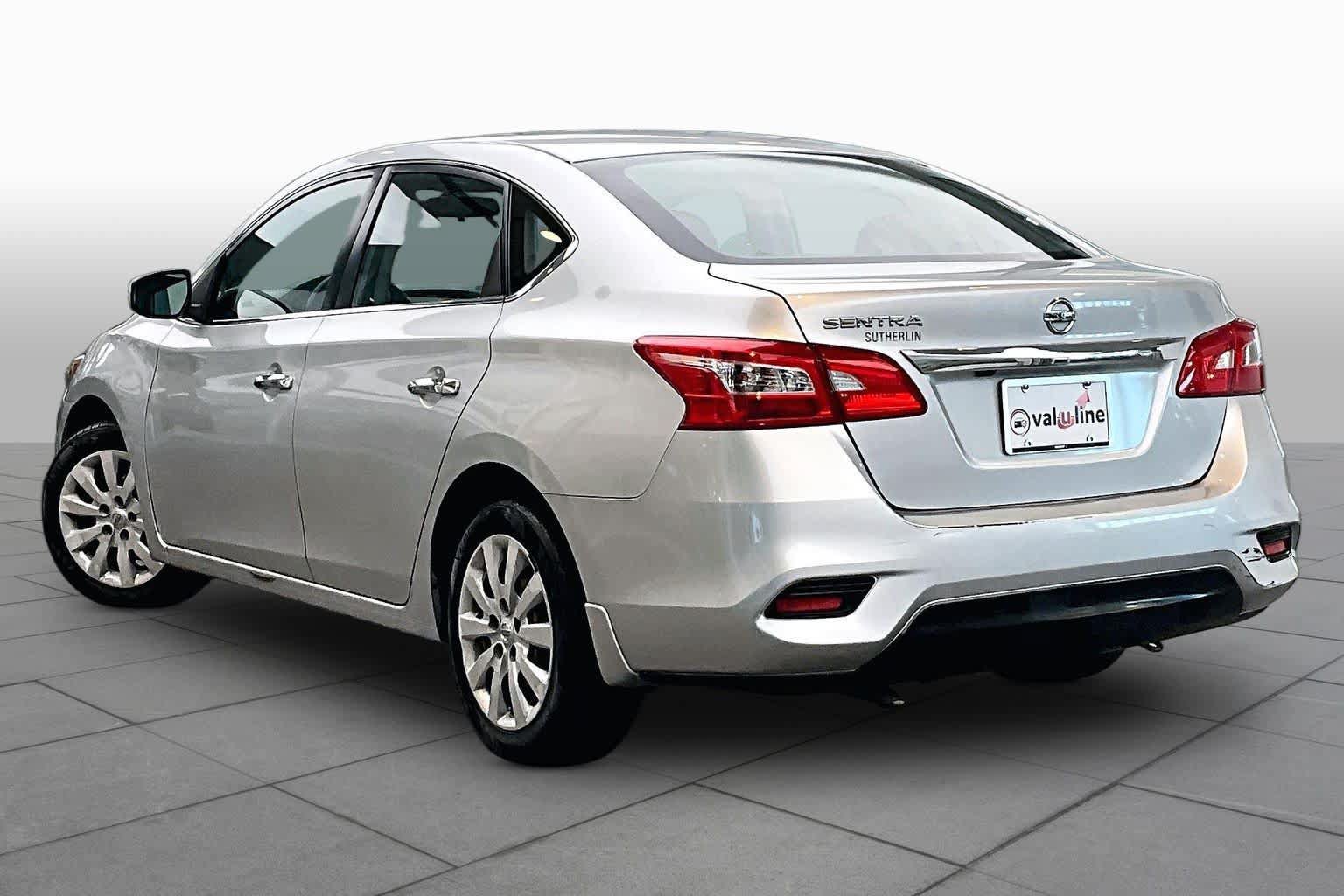 Used 2019 Nissan Sentra S FWD image 9