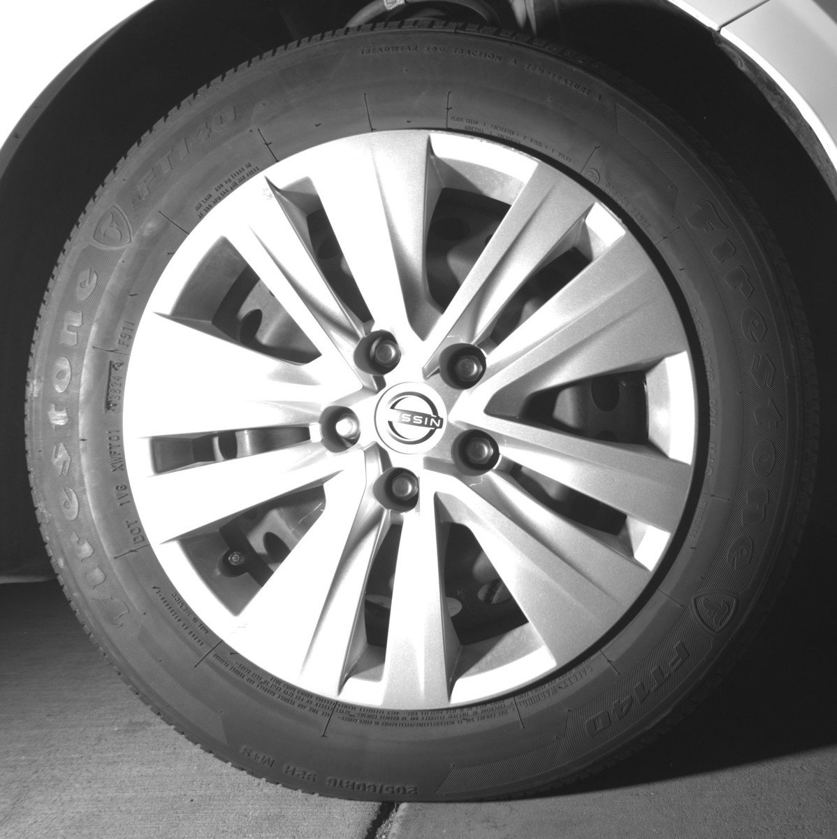 Used 2025 Nissan Sentra S image 13