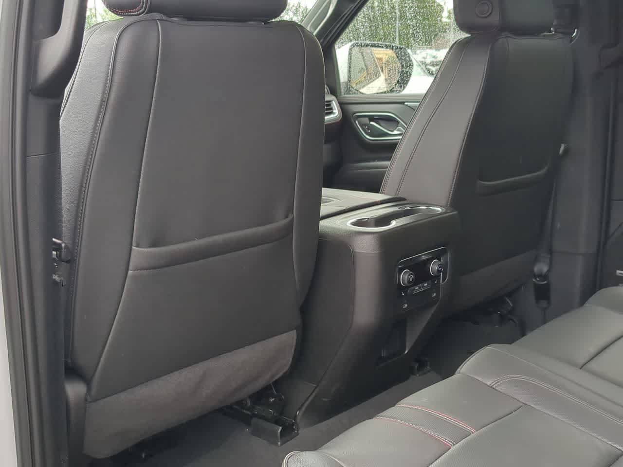 Used 2024 Chevrolet Suburban RST w/ Luxury Package AWD/4WD image 18