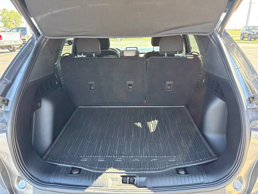 Used 2022 Ford Escape SE w/ Convenience Package FWD image 5