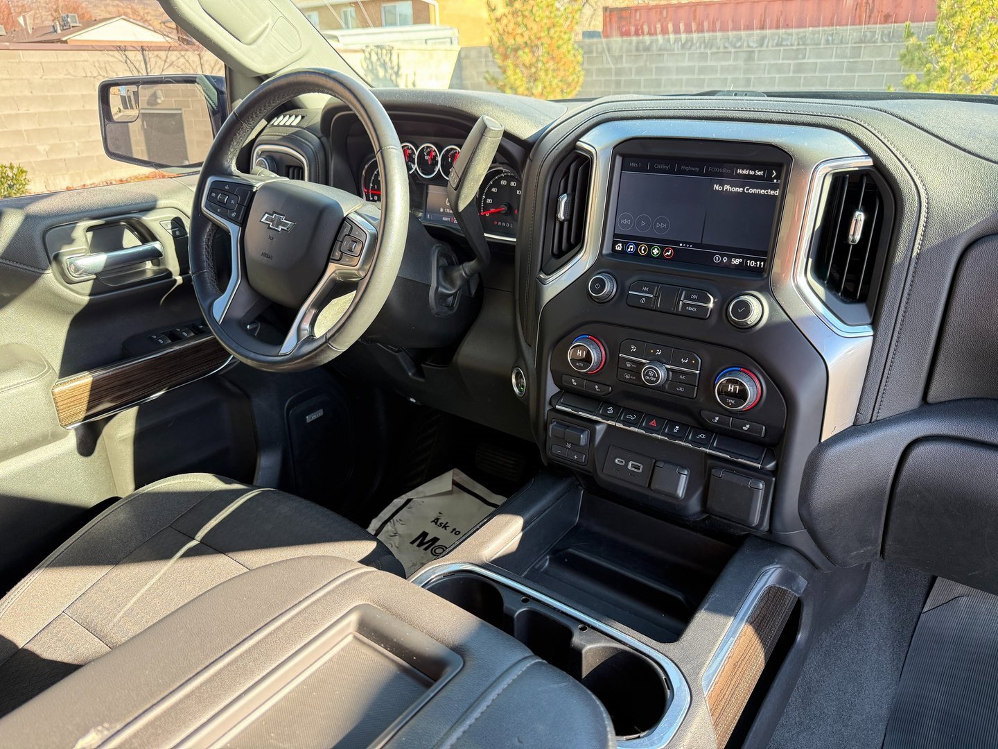 Used 2021 Chevrolet Silverado 1500 LT Trail Boss w/ Convenience Package II image 21