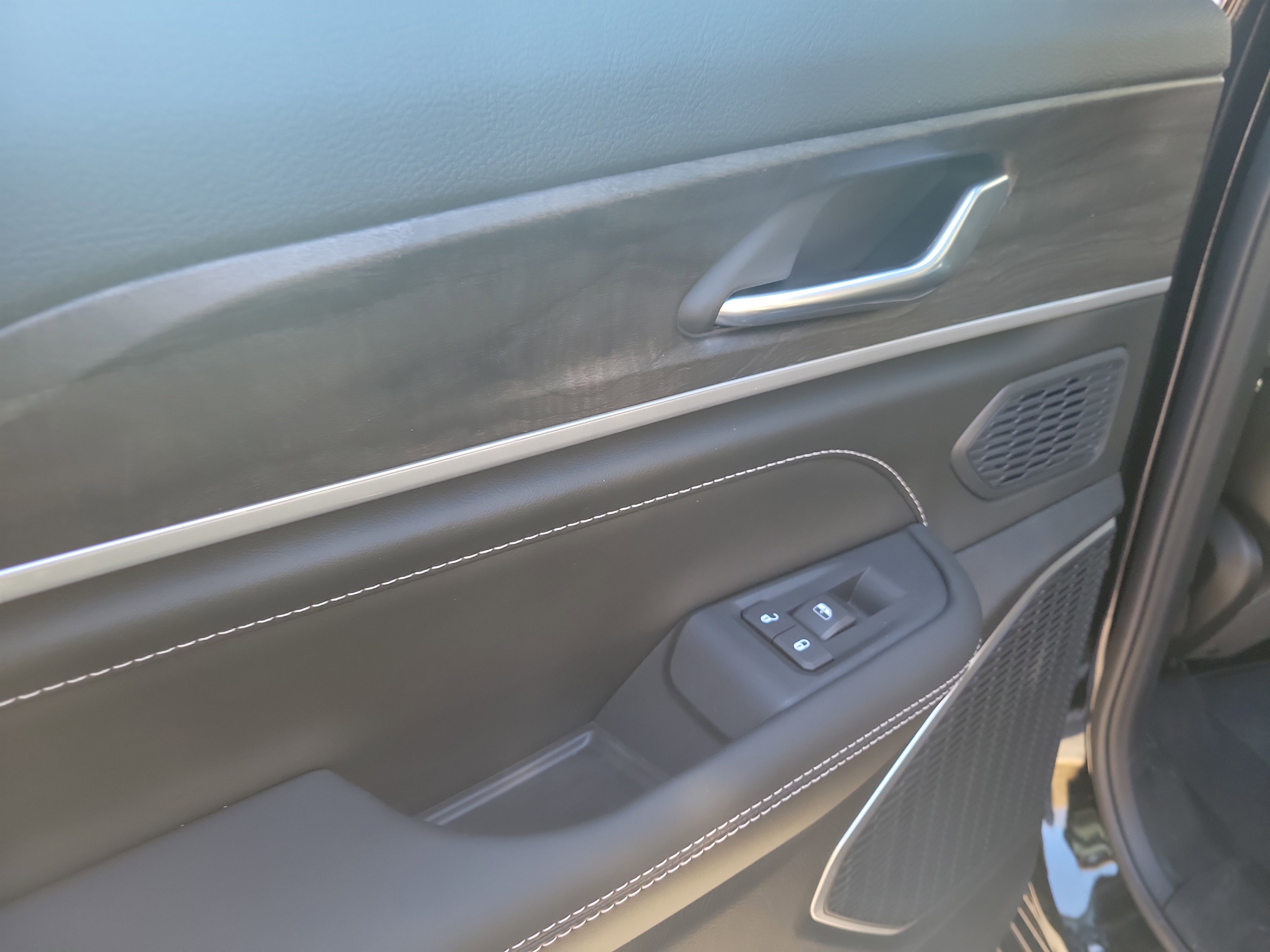 New 2026 Jeep Grand Cherokee Limited Reserve image 27