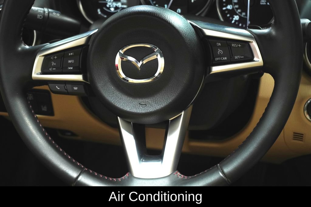 Used 2016 MAZDA MX-5 Miata Grand Touring RWD image 4
