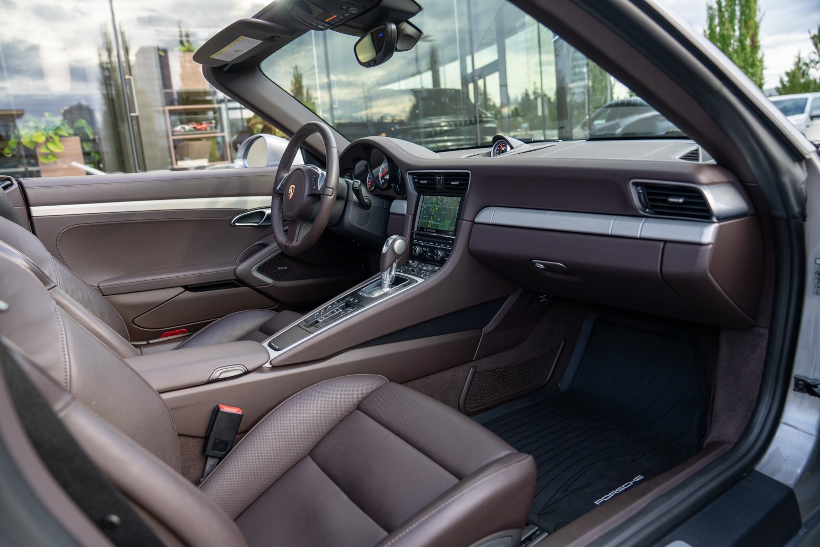 Used 2014 Porsche 911 Turbo S AWD/4WD image 27