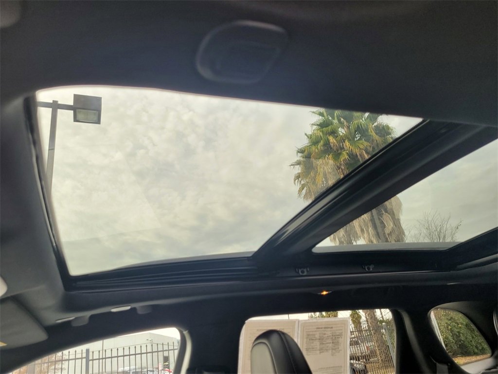 Used 2021 Jeep Cherokee High Altitude image 16