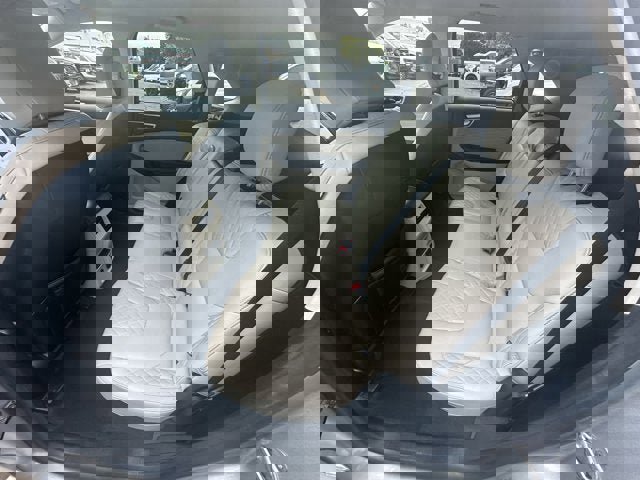 Used 2024 Ford Edge Titanium image 10