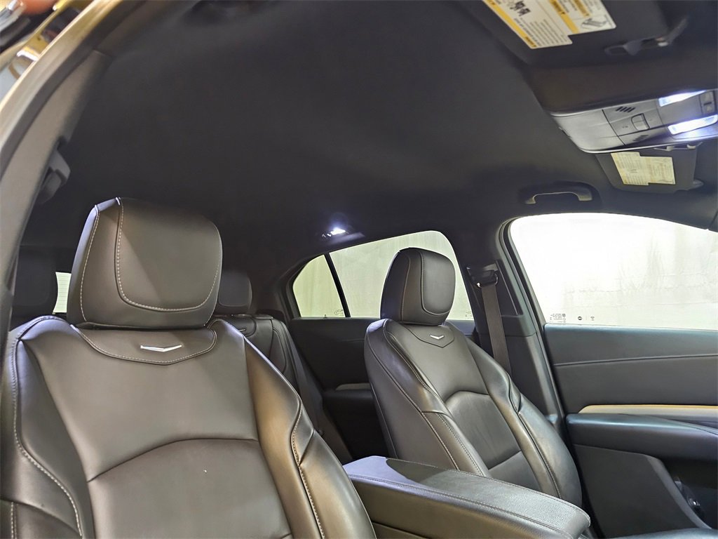 Used 2020 Cadillac XT4 Premium Luxury image 11