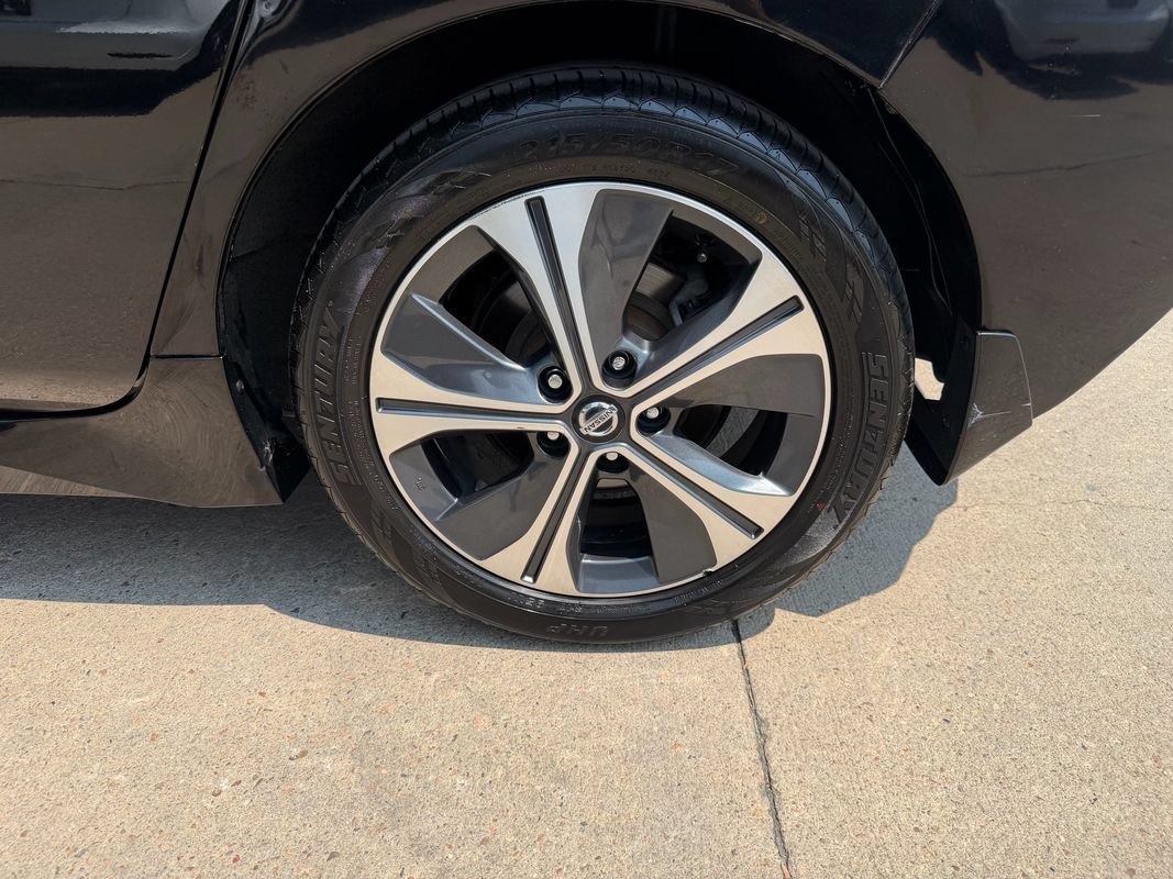 Used 2018 Nissan Leaf SV w/ Protection Package FWD image 42