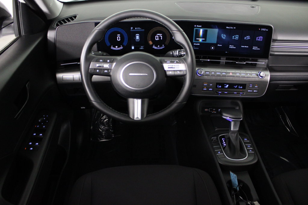 Certified 2027 Hyundai Kona SEL Sport FWD image 8