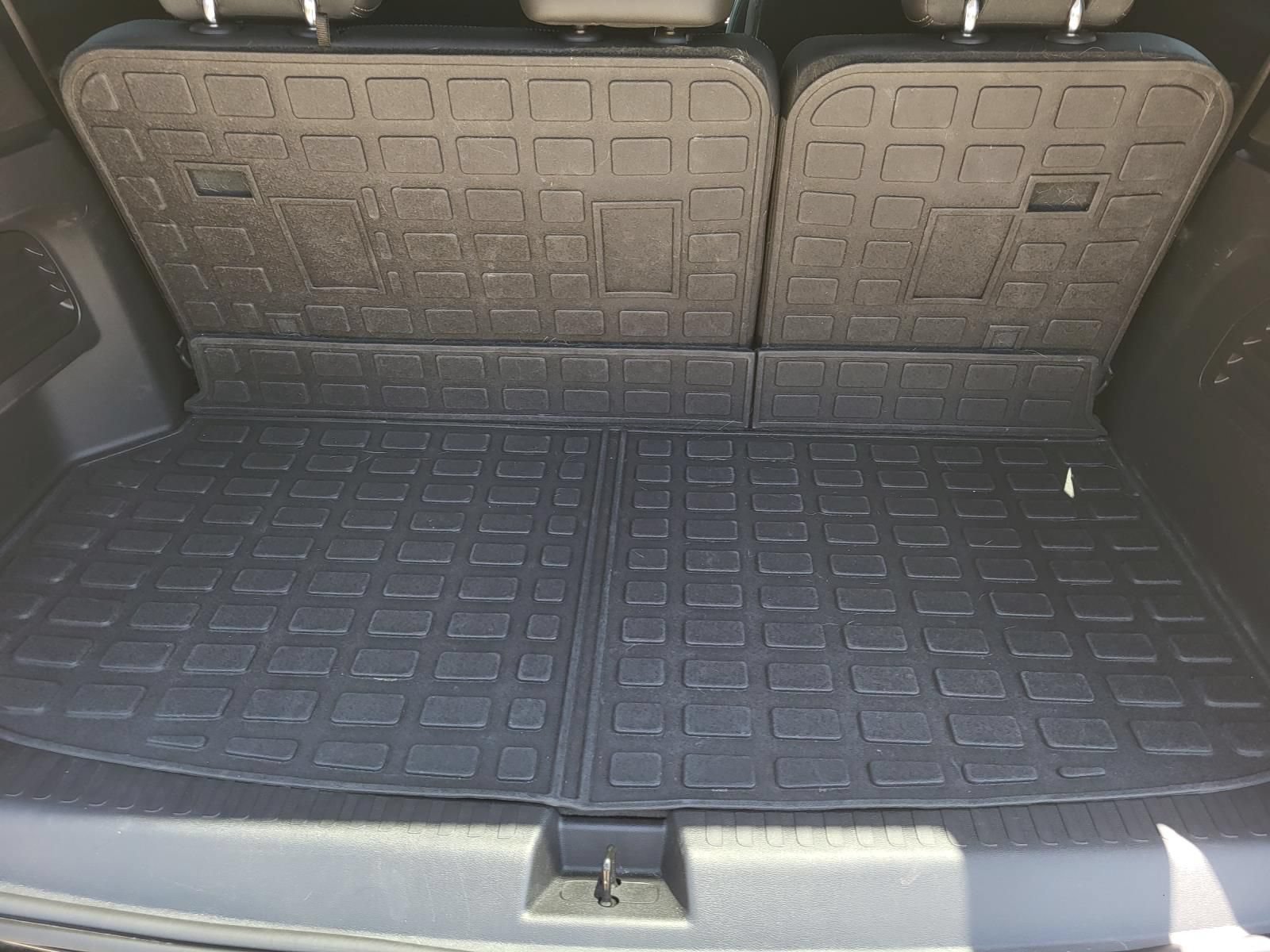 Used 2026 Chevrolet Traverse High Country FWD image 11
