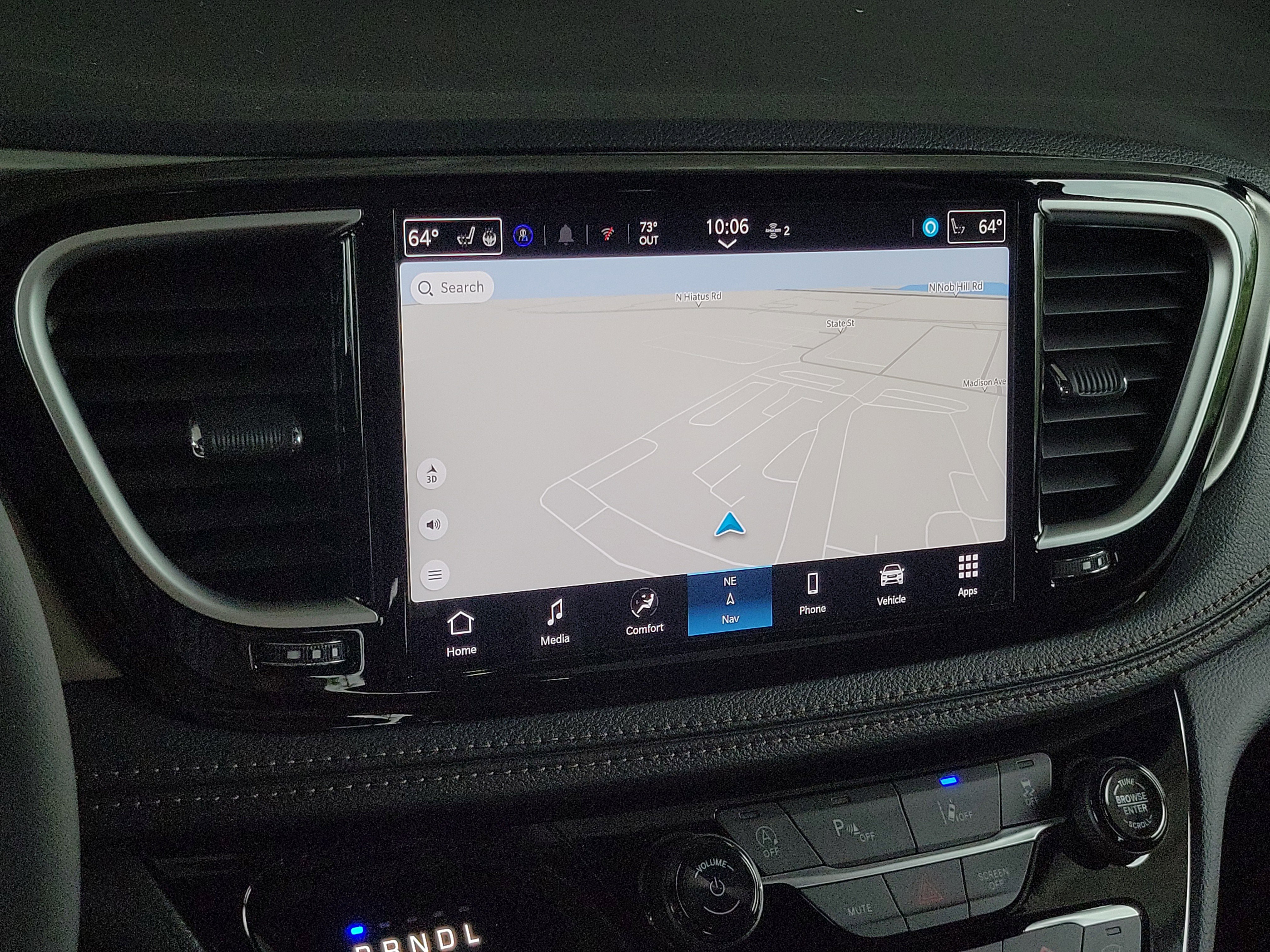 New 2026 Chrysler Pacifica Pinnacle w/ Trailer Tow Group FWD image 27