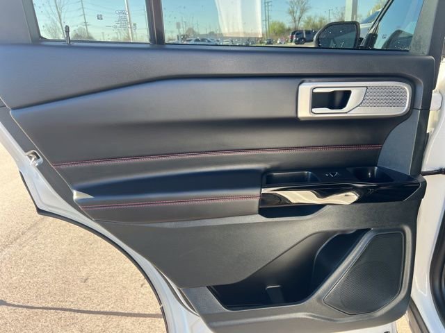 Used 2023 Ford Explorer ST-Line w/ Class IV Trailer Tow Package AWD/4WD image 17