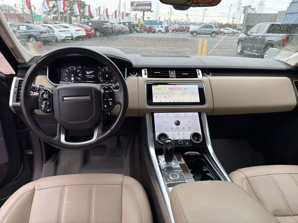Used 2018 Land Rover Range Rover Sport HSE image 11