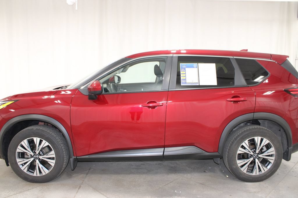 Used 2023 Nissan Rogue SV AWD/4WD image 6