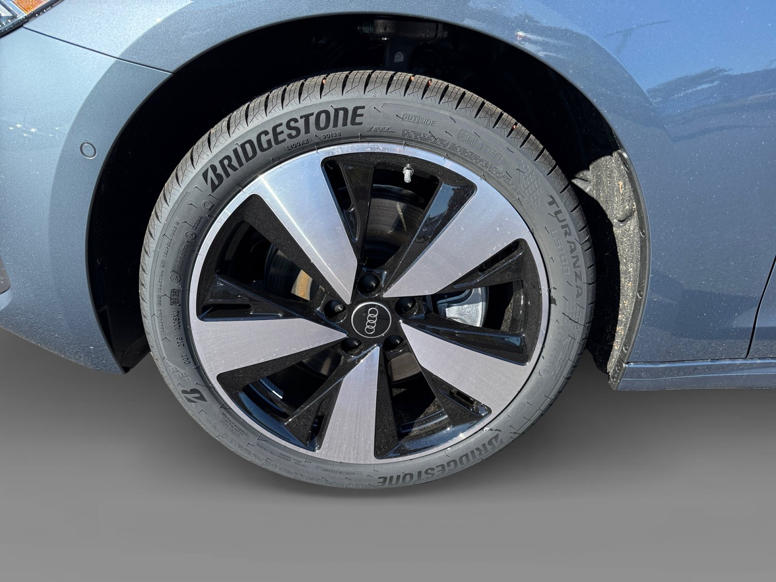 Certified 2025 Audi A5 2.0T Prestige w/ 19" Wheel Package AWD/4WD image 9