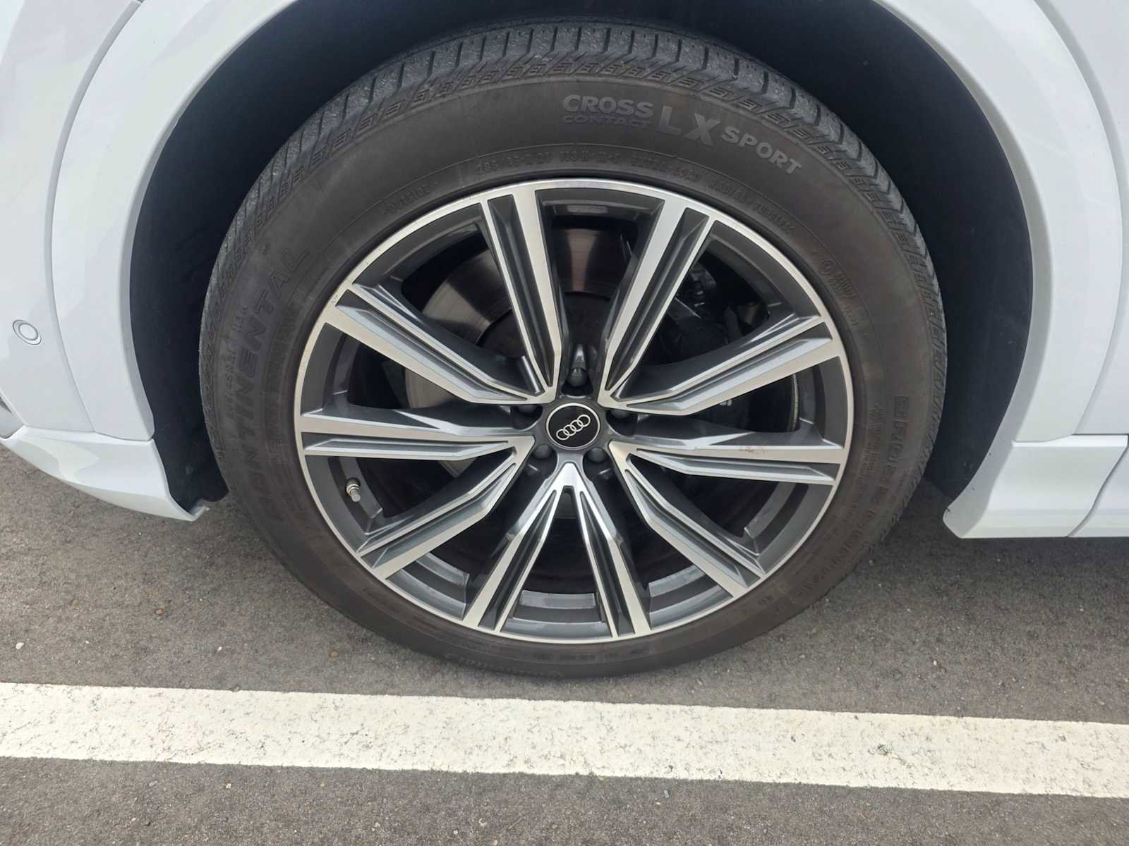 Used 2023 Audi SQ8 Premium Plus w/ Executive Package AWD/4WD image 9