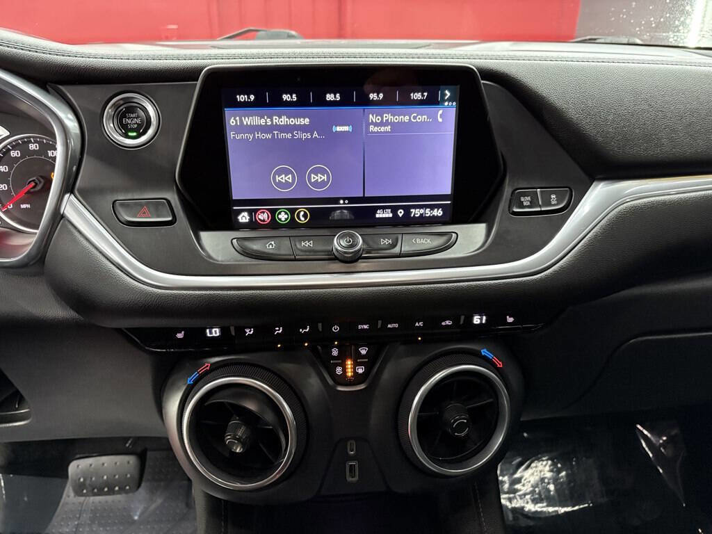 Used 2019 Chevrolet Blazer LT image 19