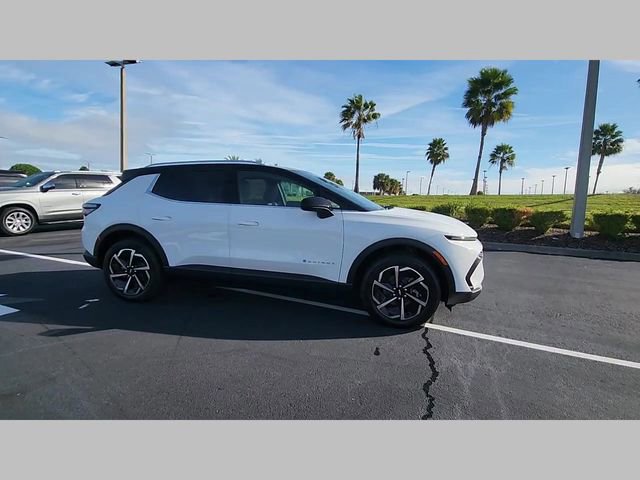 New 2026 Chevrolet Equinox EV LT image 28