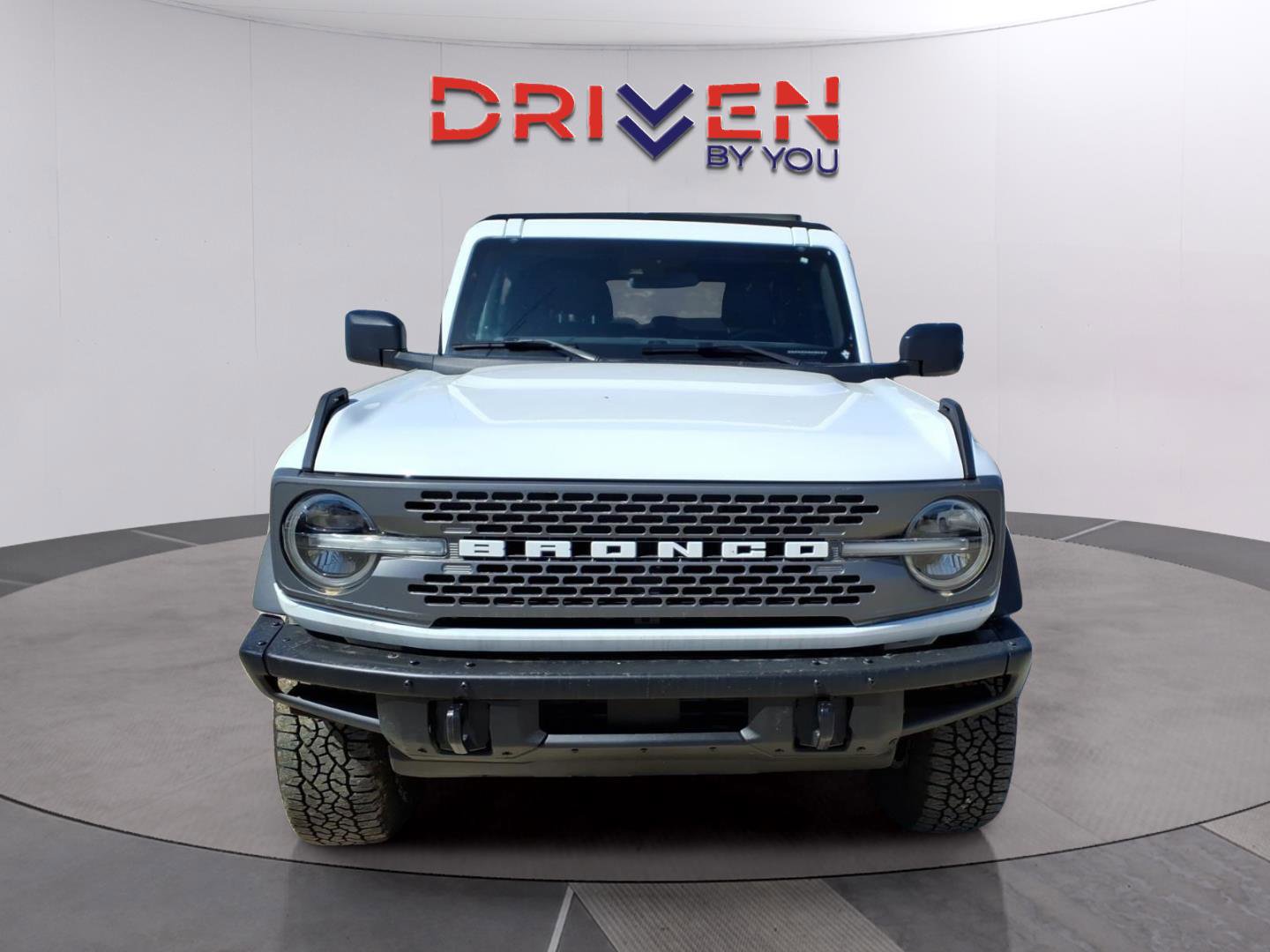 Used 2021 Ford Bronco Badlands image 8