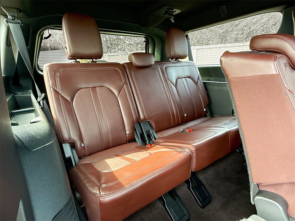 Used 2022 Ford Expedition Max Limited image 31